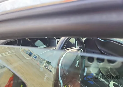 2016 Tesla Model S from USA, damaged, VIN 5YJSA1E2XGF123791